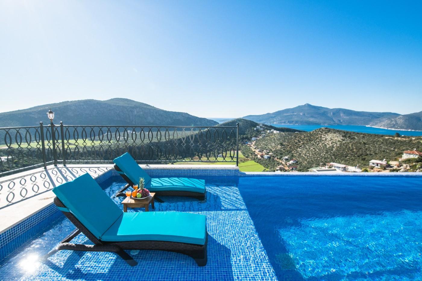 Kalkan Ulugöl'de Doğa ve Deniz Manzaralı, Özel Havuzlu, Lüks Villa-21091