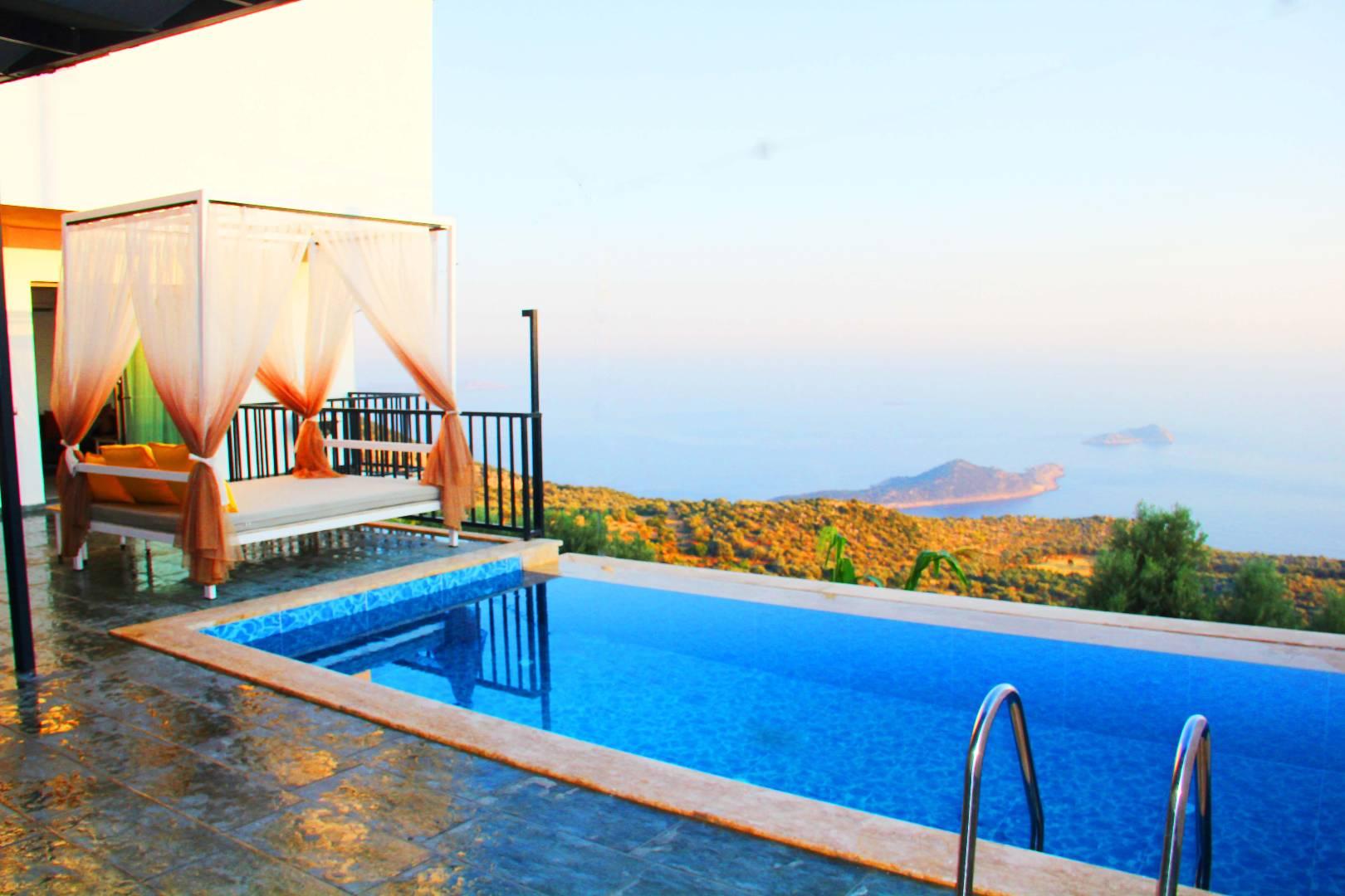 Kaş Bezirgan'da Muhteşem Deniz Manzaralı, Özel Havuzlu, Balayı Villası-30478