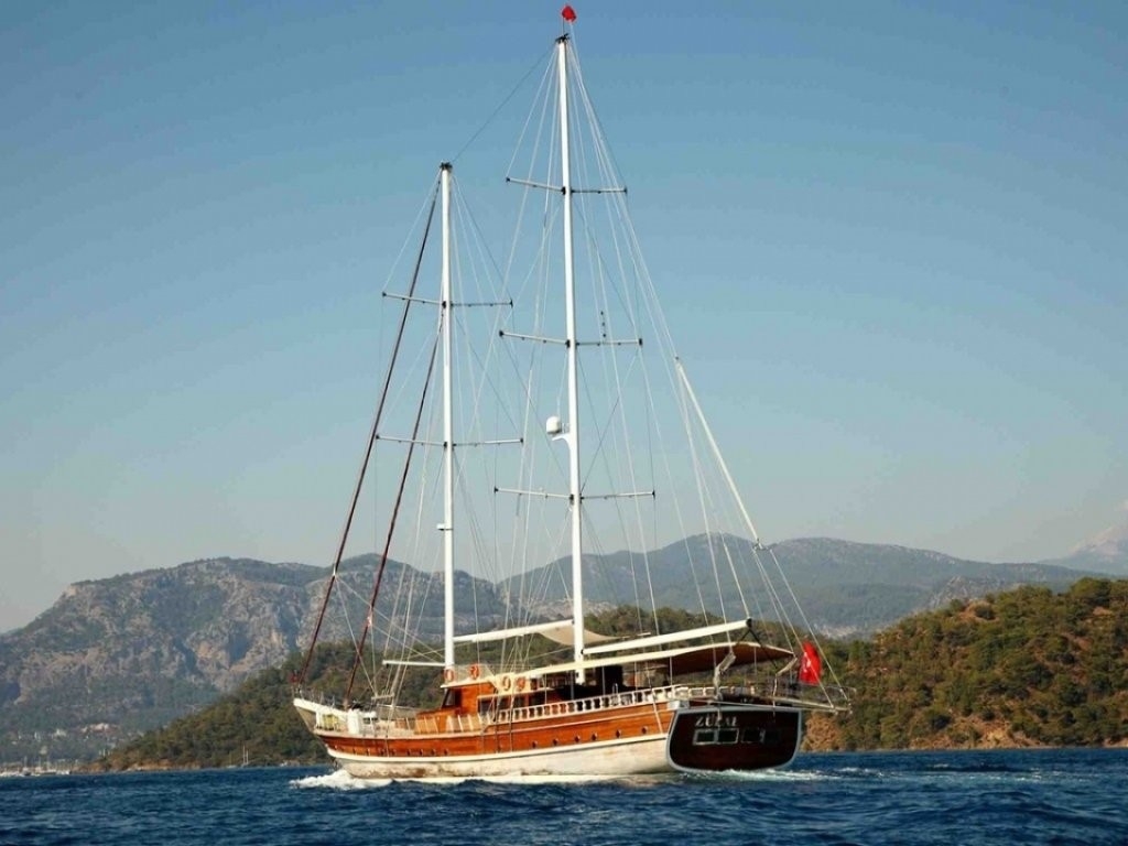 Fethiye'de 20 Kişilik, Geniş İç Hacmi Ve Lüks Tasarımlı, İdeal Gulet