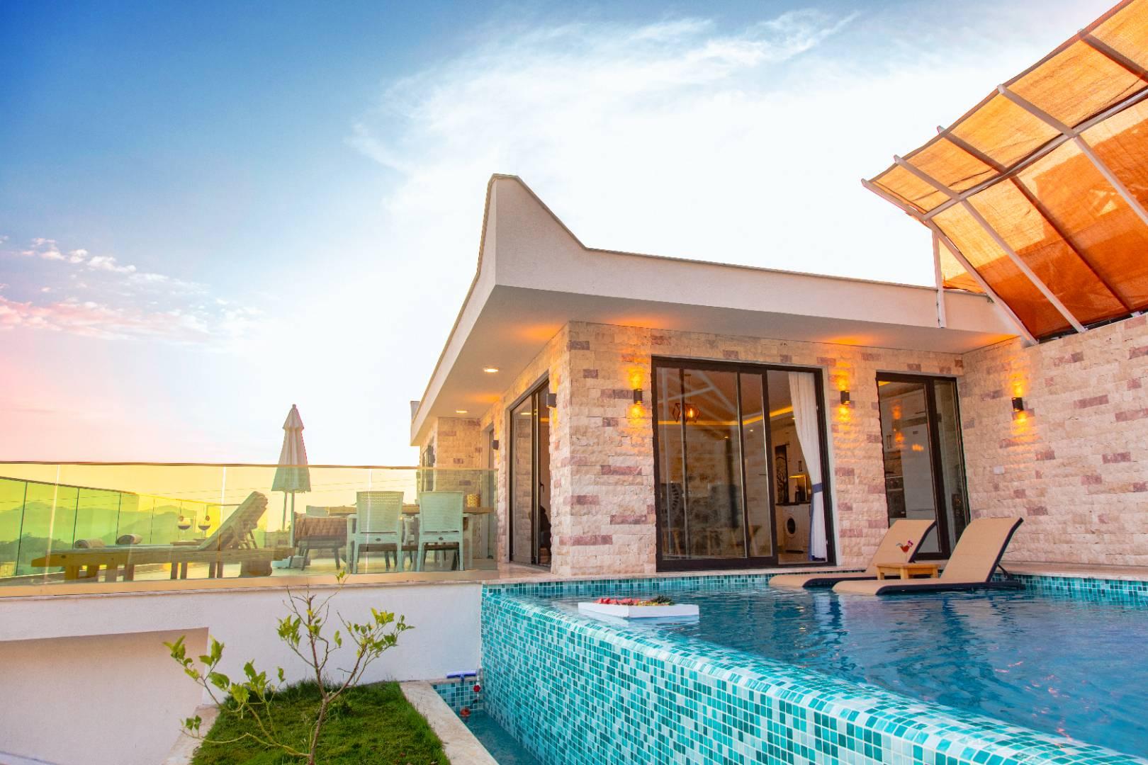 Kaş İslamlar'da Deniz Manzaralı, Özel Havuzlu, Jakuzili Villa-28094