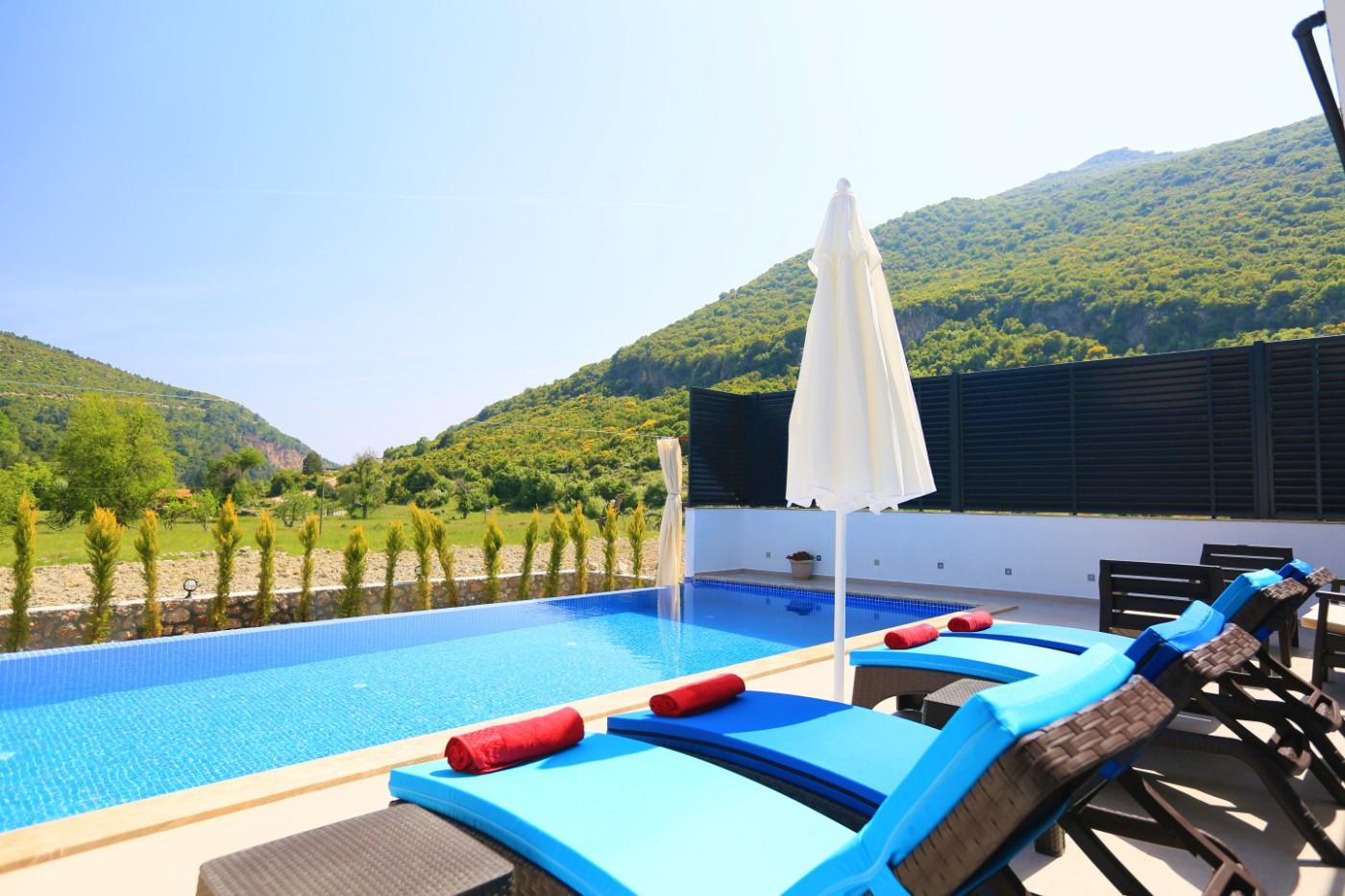 Kaş Sarıbelen'de Doğayla Baş Başa, Özel Havuzlu, Jakuzili Villa-14403