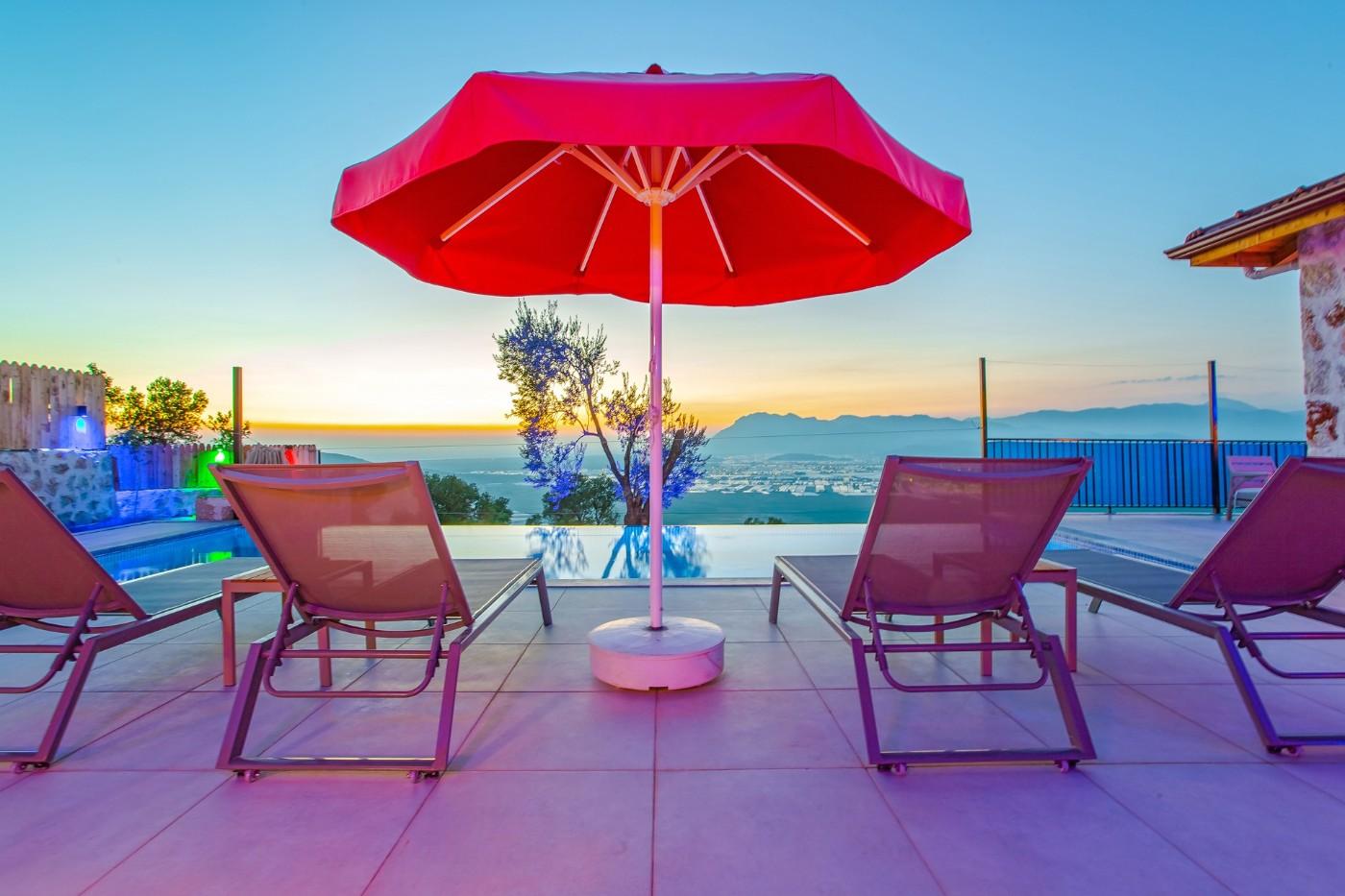 Kaş Yeşilköy'de Muhteşem Taş Mimarili, Özel Havuzlu, Lüks Villa-21649