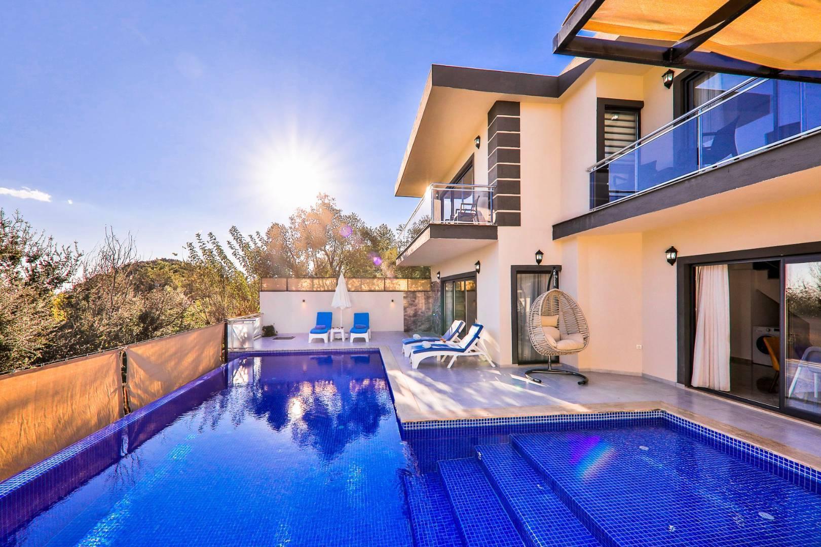 Kaş İslamlar'da Balayı Çiftlerine Uygun, Özel Havuzlu, 4 Kişilik Villa-27492