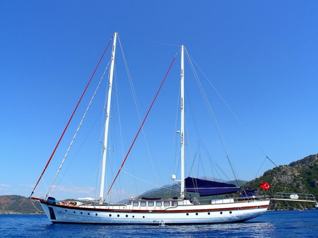 Muğla Fethiye'de 10 Kişilik, Lüks Tasarıma Sahip, Şık Gulet