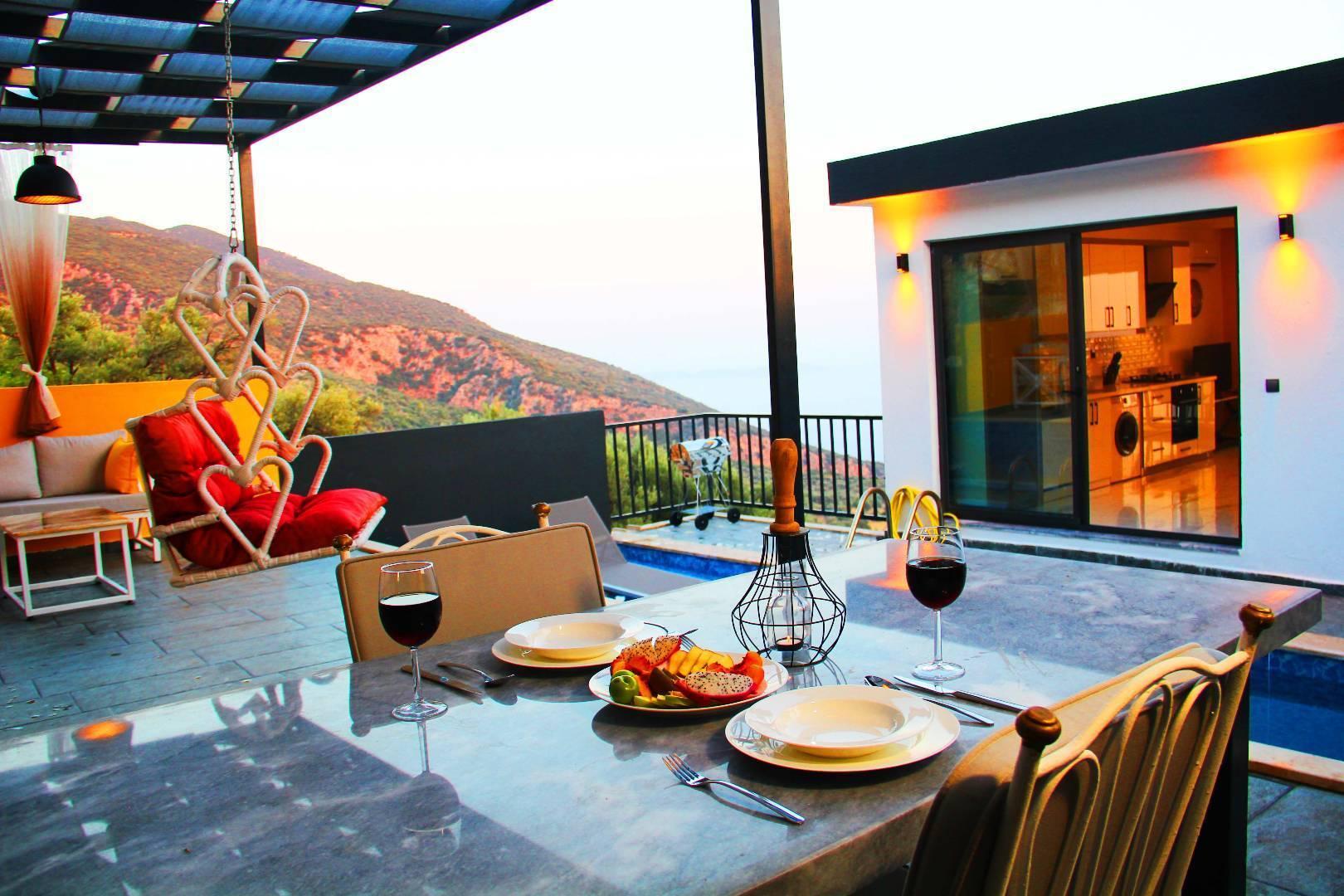 Kaş Bezirgan'da Adalar Manzaralı, Özel Havuzlu, Şık Balayı Villası-30479