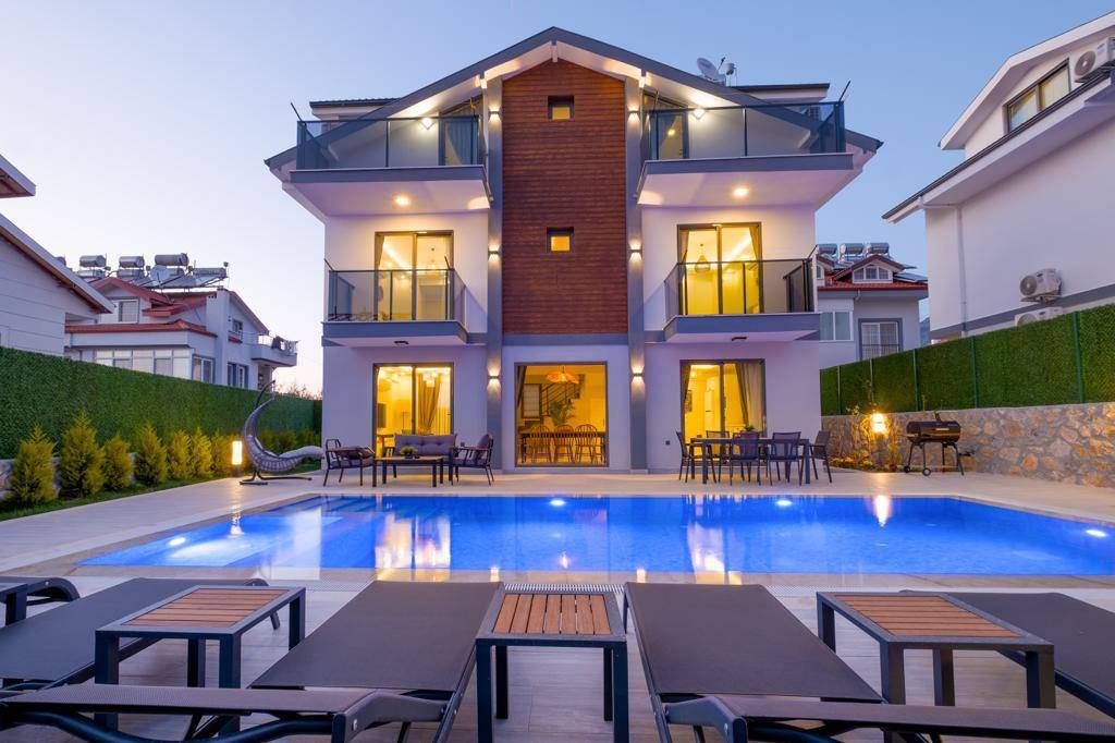 Fethiye'de Ferah Bahçeli, Özel Havuzlu, Jakuzili Villa-29665