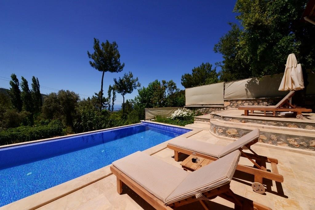 Kaş İslamlar'da Taş ve Ahşap Mimarili, Özel Havuzlu, 4 Kişilik Villa-12086