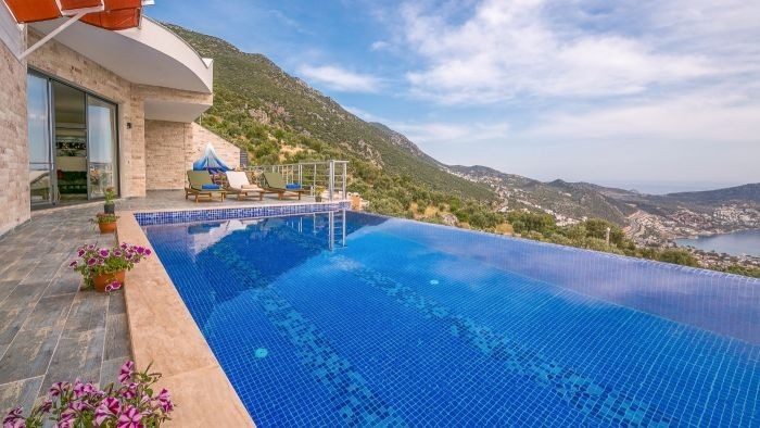 Kaş İslamlar'da Eşsiz Deniz Manzaralı, Özel Havuzlu, Jakuzili Villa