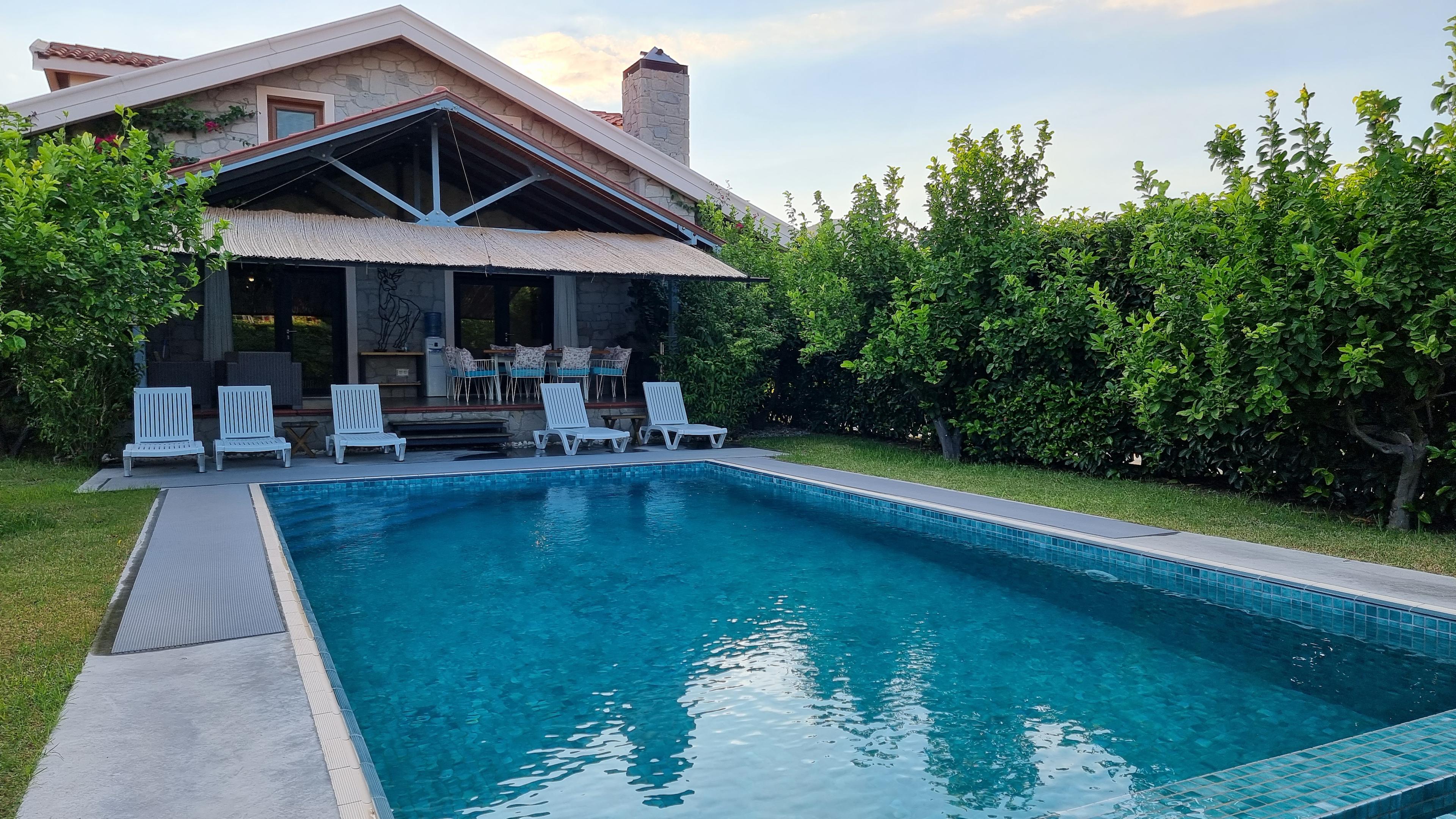 Muğla Ortaca'da Geniş Ailelere Uygun, Özel Havuzlu, Konforlu Villa-24657