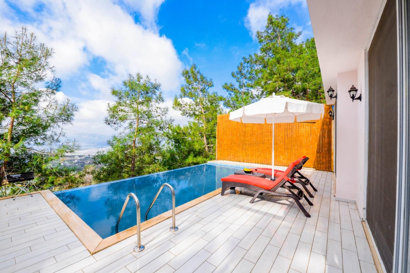 Kaş Üzümlü'de Balayı Çiftlerine Uygun, Özel Havuzlu, 1+1 Villa-20485