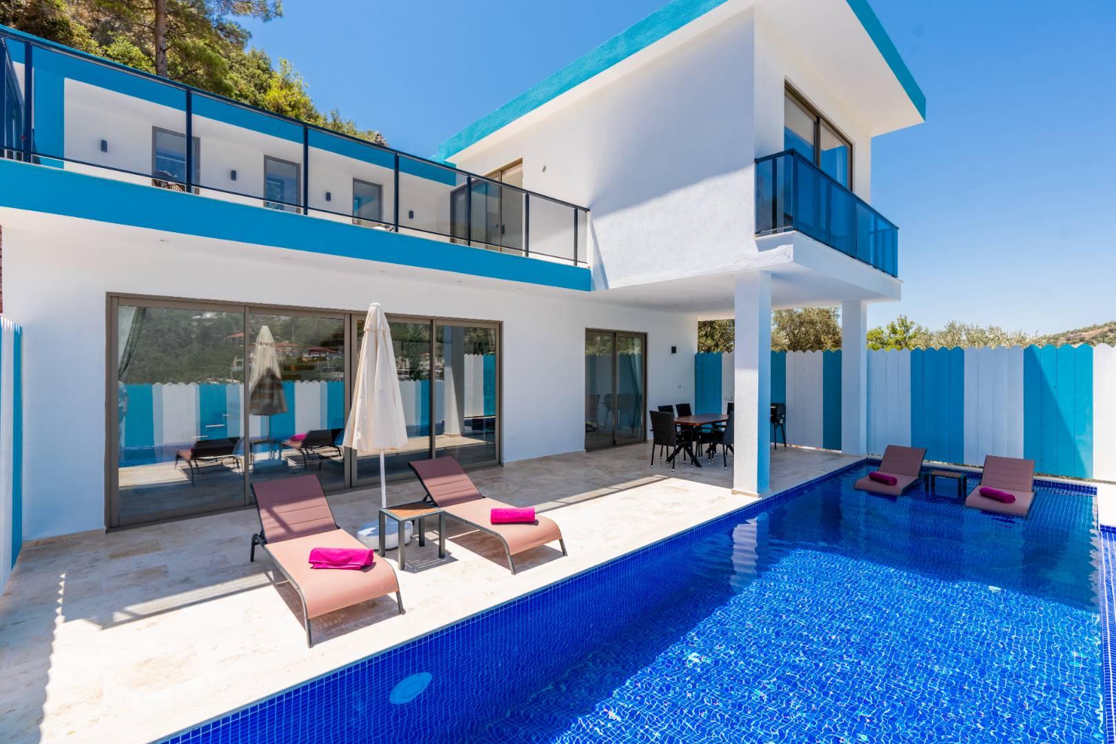 Kaş İslamlar’da Doğayla İç İçe, Jakuzili, Özel Havuzlu, Şık Villa-29475