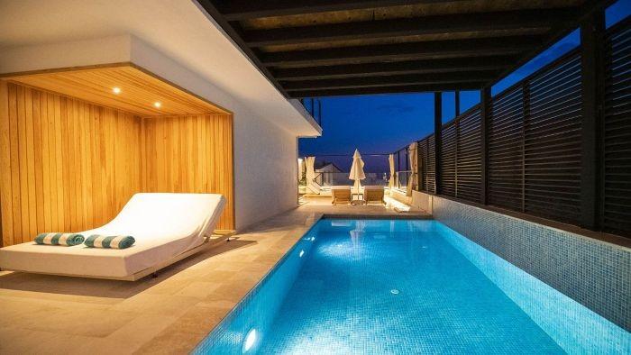 Kaş Bezirgan'da Muhteşem Manzaralı, Sonsuzluk Havuzlu, Lüks Villa-21472