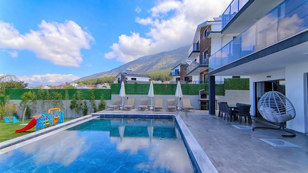 Fethiye Ölüdeniz'de Şık Tasarıma Sahip, Isıtmalı Havuzlu, Modern Villa-24854