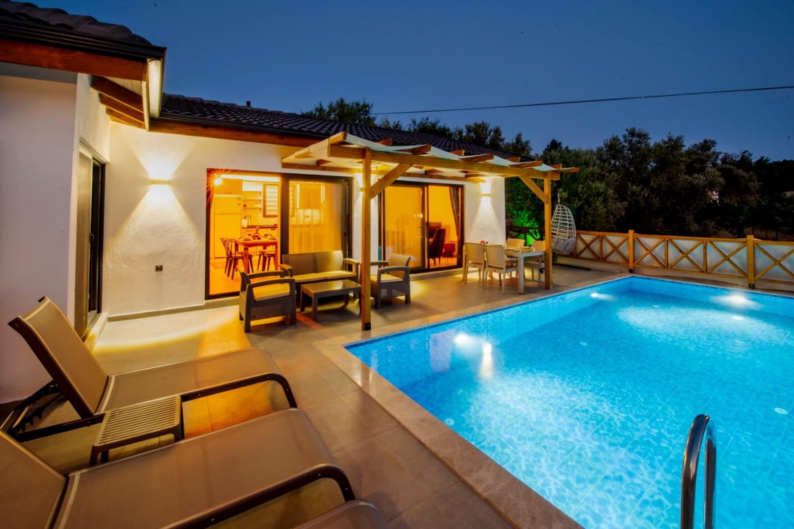 Muğla Seydikemer'de Doğanın Kalbinde, Özel Havuzlu, 4 Kişilik Villa-28533