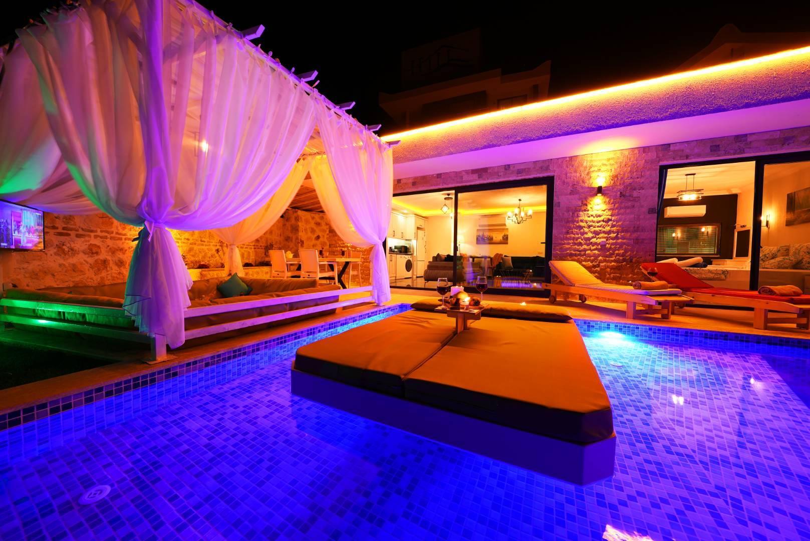 Kaş İslamlar'da Deniz ve Doğa Manzaralı, Özel Havuzlu, Lüks Villa-26648