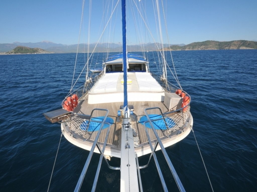 Muğla Fethiye'de 6 Kişilik, Modern İç Tasarıma Sahip, Konforlu Gulet