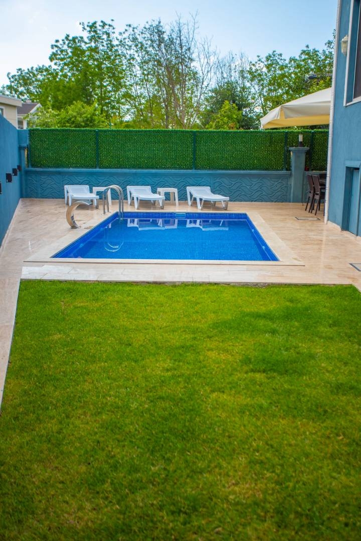 Sapanca'da Muhteşem Doğa İçerisinde, Özel Havuzlu, Kiralık Villa