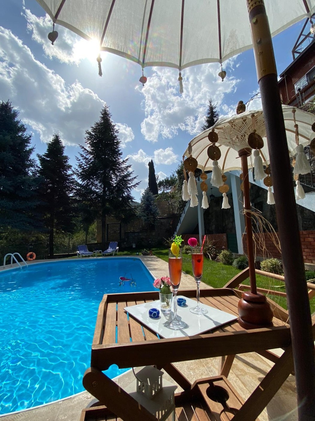 Sapanca'da Göl ve Doğa Manzarası Eşliğinde, Özel Havuzlu, Ferah Villa