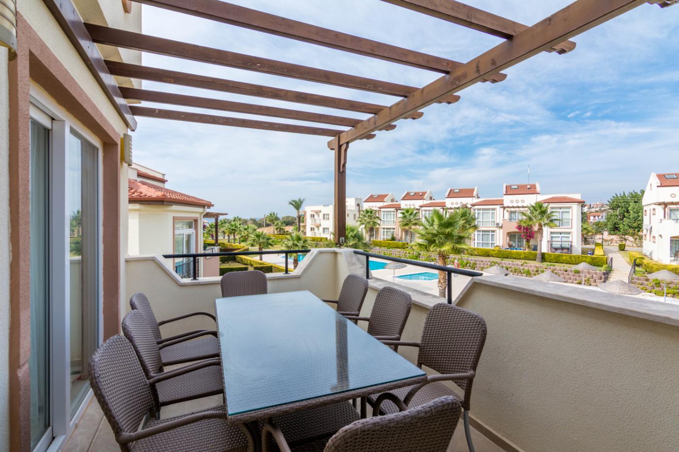 Didim Akbük'te Deniz Manzaralı, Tesis İçerisinde, Şık Dubleks Ev-13949