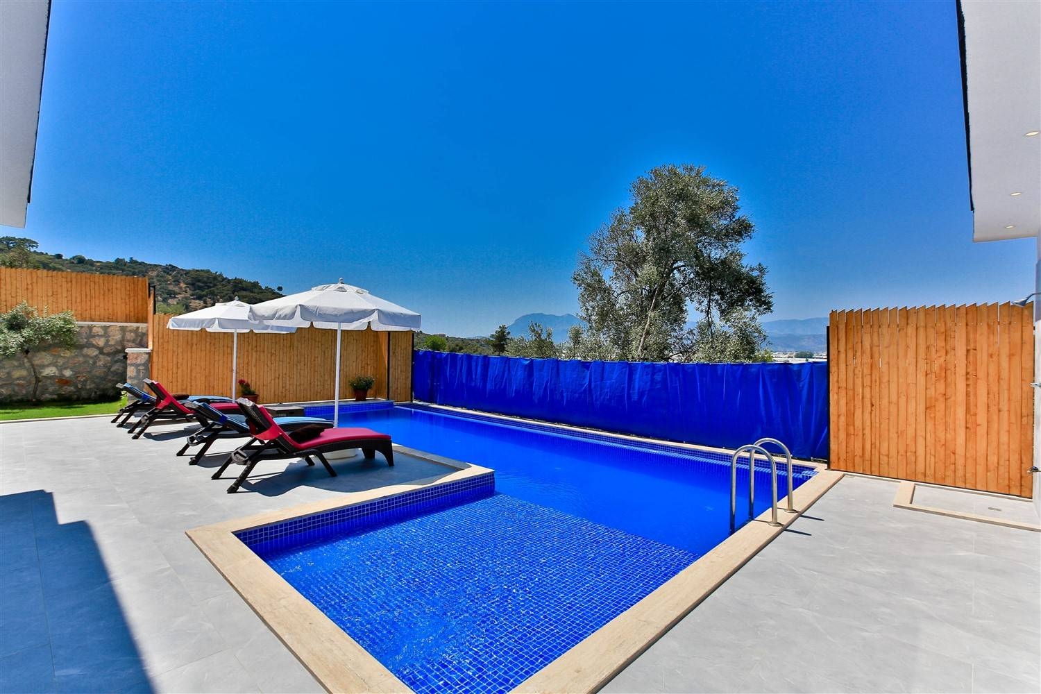 Kaş Patara'da Nezih Konumda, Özel Havuzlu, Modern Villa