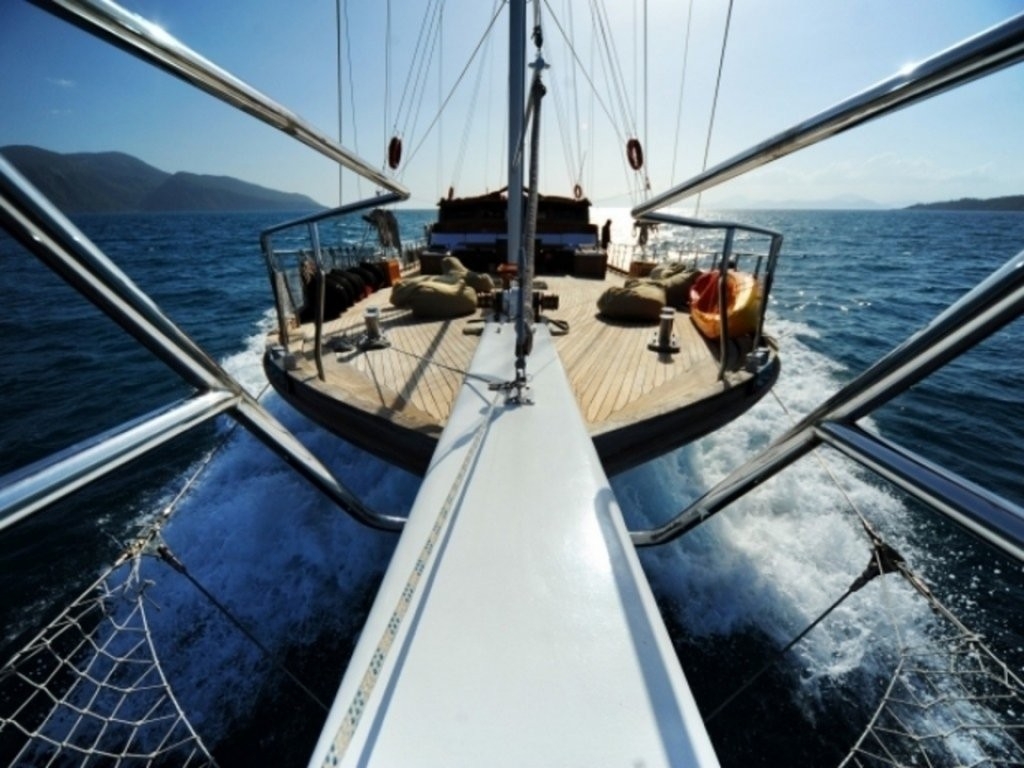Fethiye'de Modern Tasarımı ile Dikkat Çeken, Konforlu Gulet