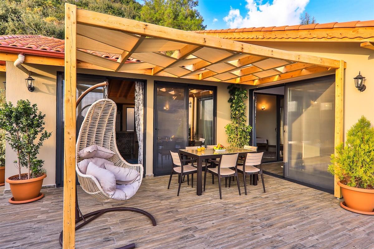 Kaş İslamlar'da Benzersiz Doğa İçerisinde, Özel Havuzlu, Lüks Villa-15945