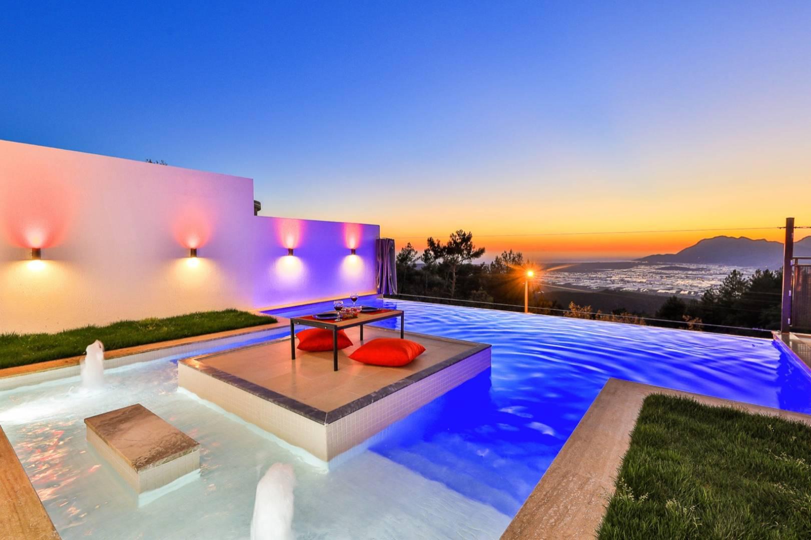 Kaş Kalkan'da Özel Havuzlu, Balayı Konseptli, Kiralık Villa-28384