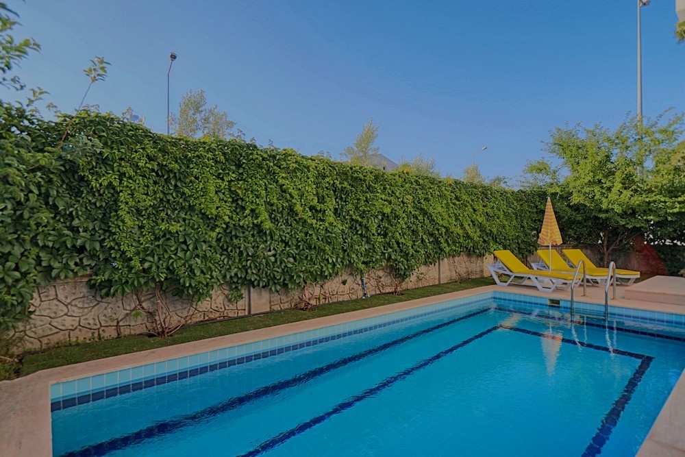 Fethiye Foça'da Plaja Yakın Konumda, Özel Havuzlu, 6 Kişilik Villa