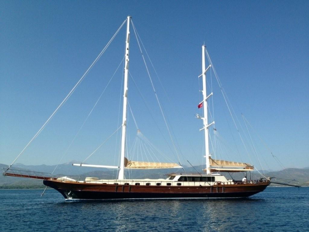 Muğla Fethiye'de 10 Kişilik, Geniş İç Hacme Sahip, Ahşap Gulet-14317