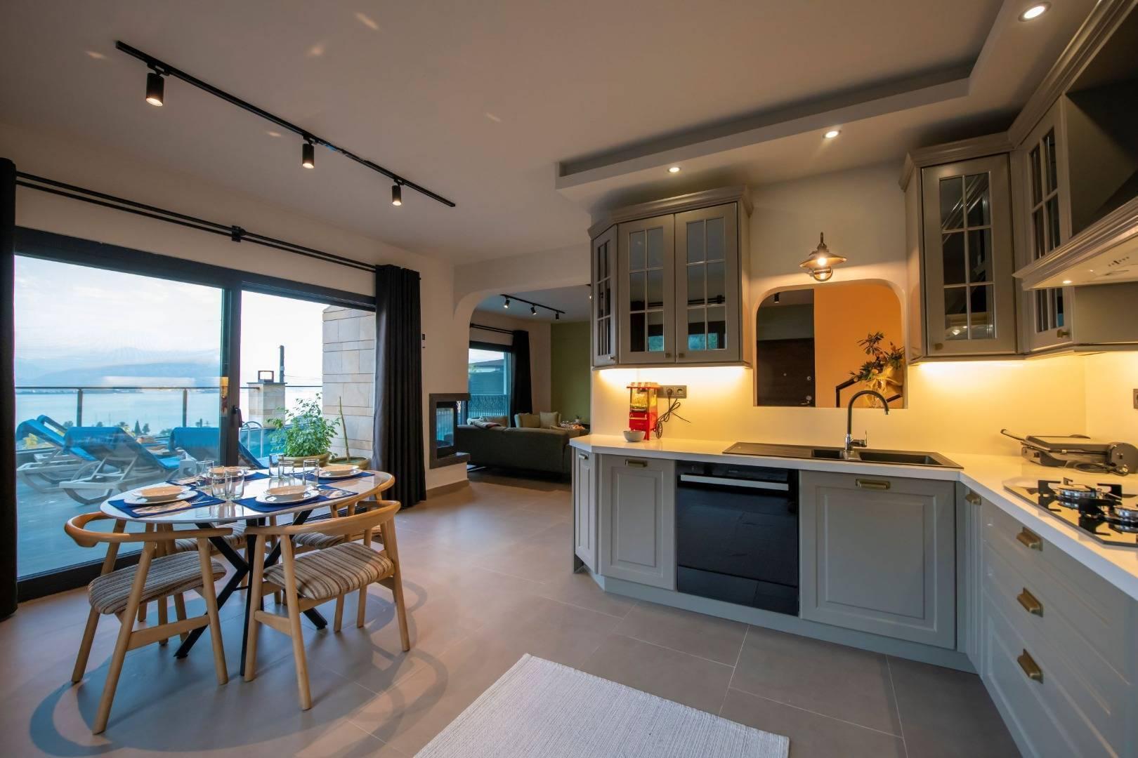 Muğla Fethiye'de Enfes Deniz Manzaralı, Kapalı Havuzlu, Saunalı Villa-30641