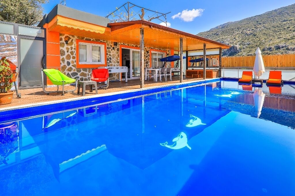 Kaş İslamlar'da Lüks ve Deniz Manzaralı, Özel Havuzlu, Modern Villa