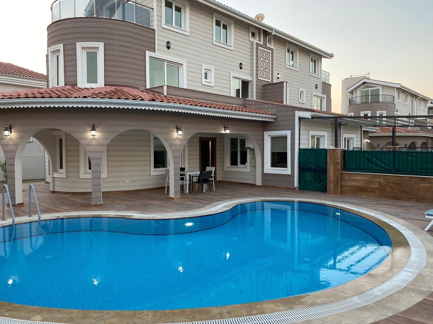 Antalya Serik'te Enfes Doğada, Özel Havuzlu, Lüks Villa