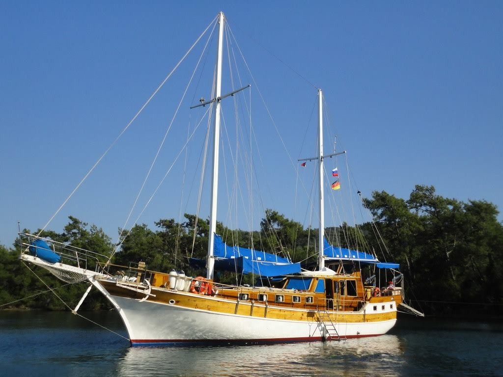 Bodrum'da Eşsiz Bir Deneyim Sunan, 5 Kabinli, Konforlu Gulet