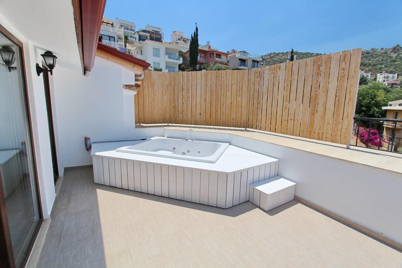 Kaş Kalkan'da Eşsiz Deniz Manzaralı, Özel Havuzlu, 3+1 Villa-23040