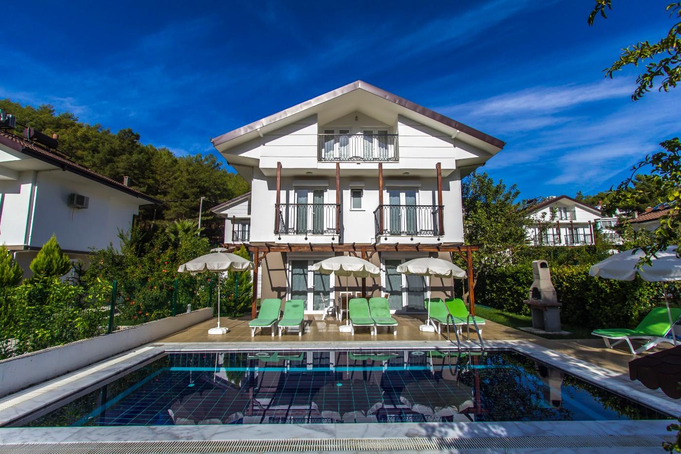 Fethiye Ölüdeniz'de Nezih Konumda, Özel Havuzlu, 8 Kişilik Villa-19416