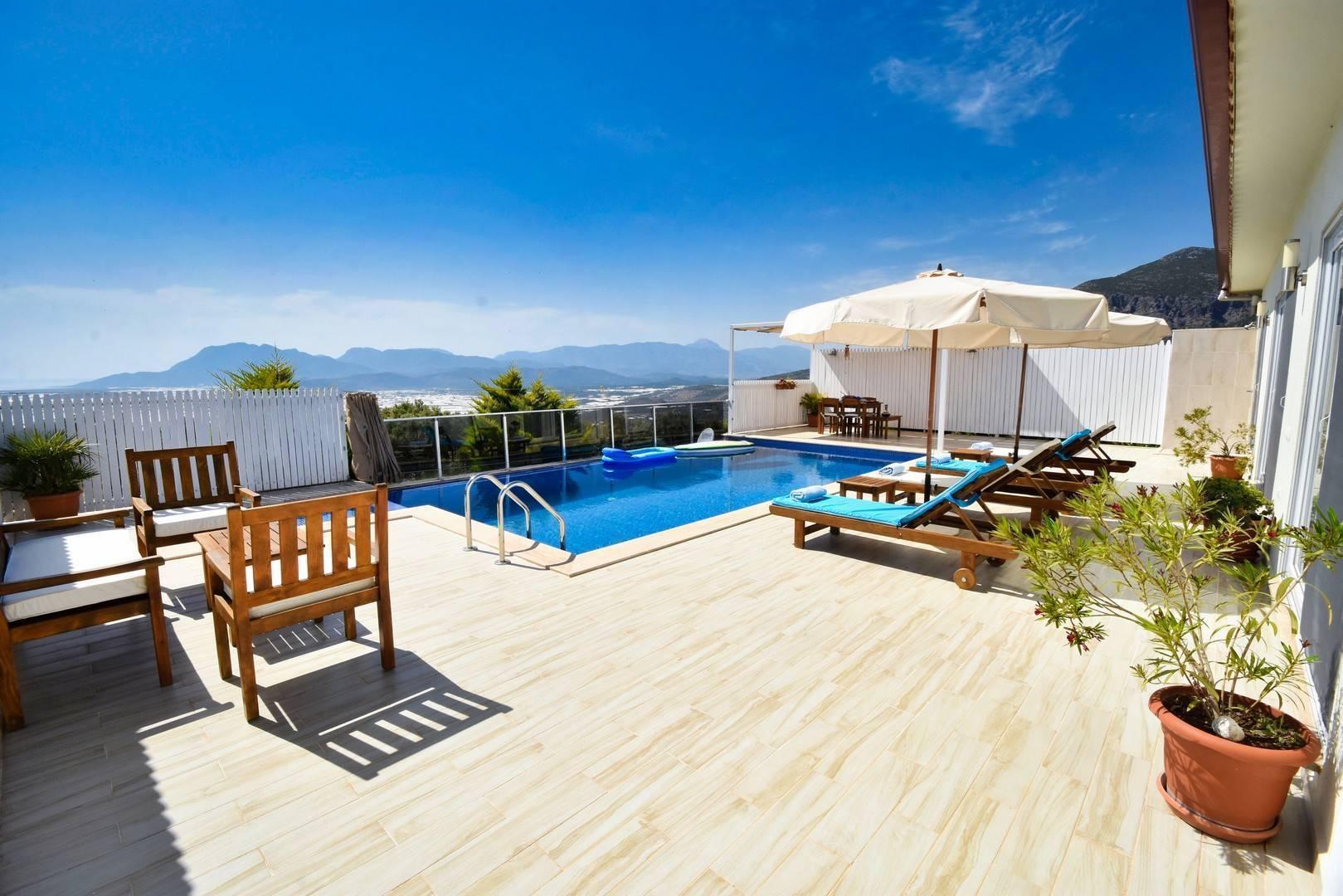 Kalkan Üzümlü'de Gözlerden Uzak, Özel Havuzlu ve Jakuzili, Şık Villa-30315