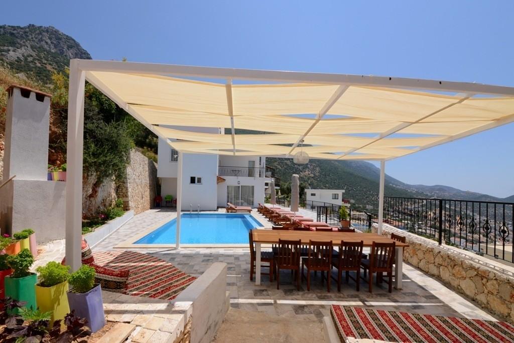 Kalkan'da Muhteşem Manzaralı, Özel Havuzlu, 12 Kişilik Konforlu Villa-12630