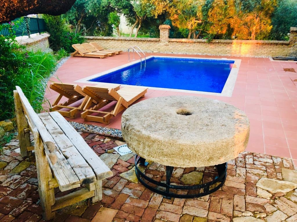 Antalya Side'de Taş Mimarili, Özel Havuzlu, Kiralık Konforlu Villa
