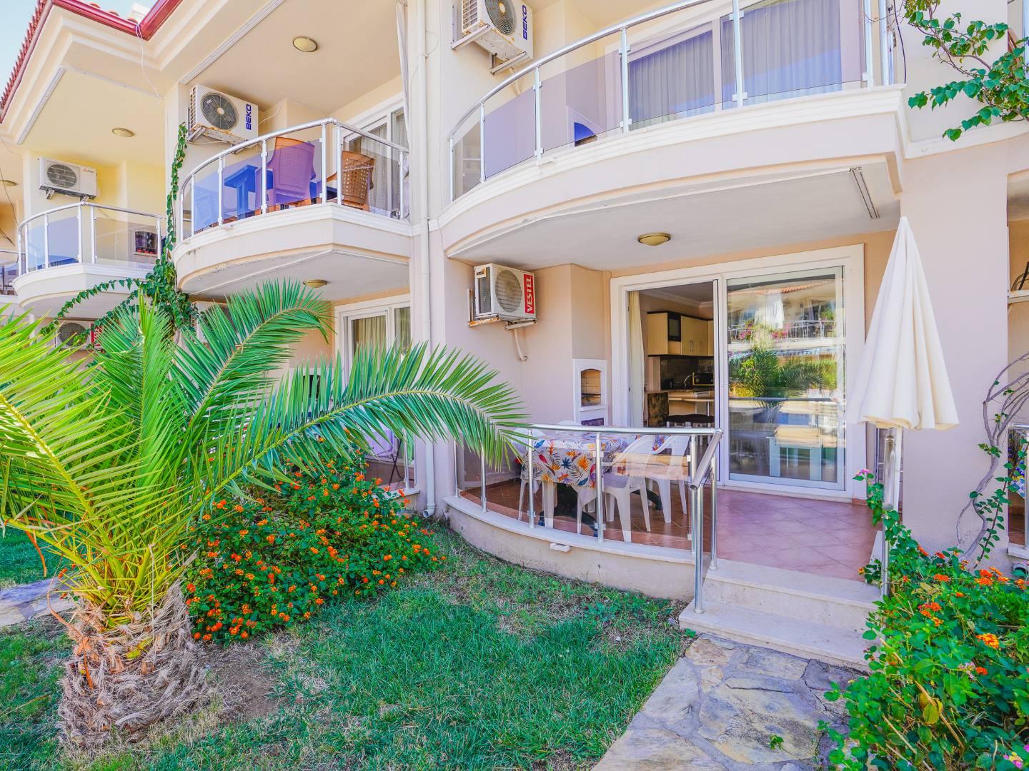 Fethiye Foça'da Merkeze Yakın, Ortak Havuzlu, Rahat Apart-16801