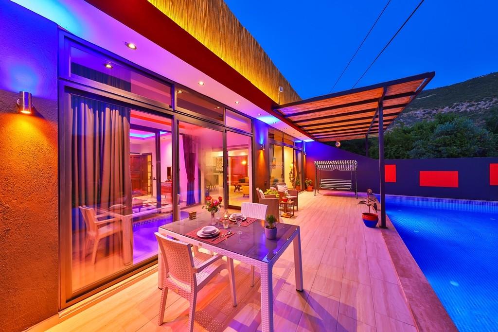 Kaş İslamlar'da Doğa İle İç İçe, Kapalı Havuzlu, Balayı Villası-17786