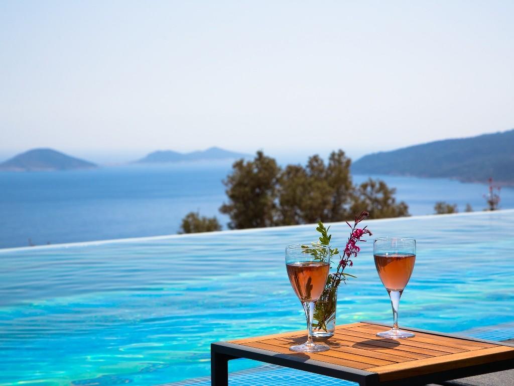 Kaş Kalkan'da Muhteşem Deniz Manzaralı, Sonsuzluk Havuzlu, Lüks Villa-15066