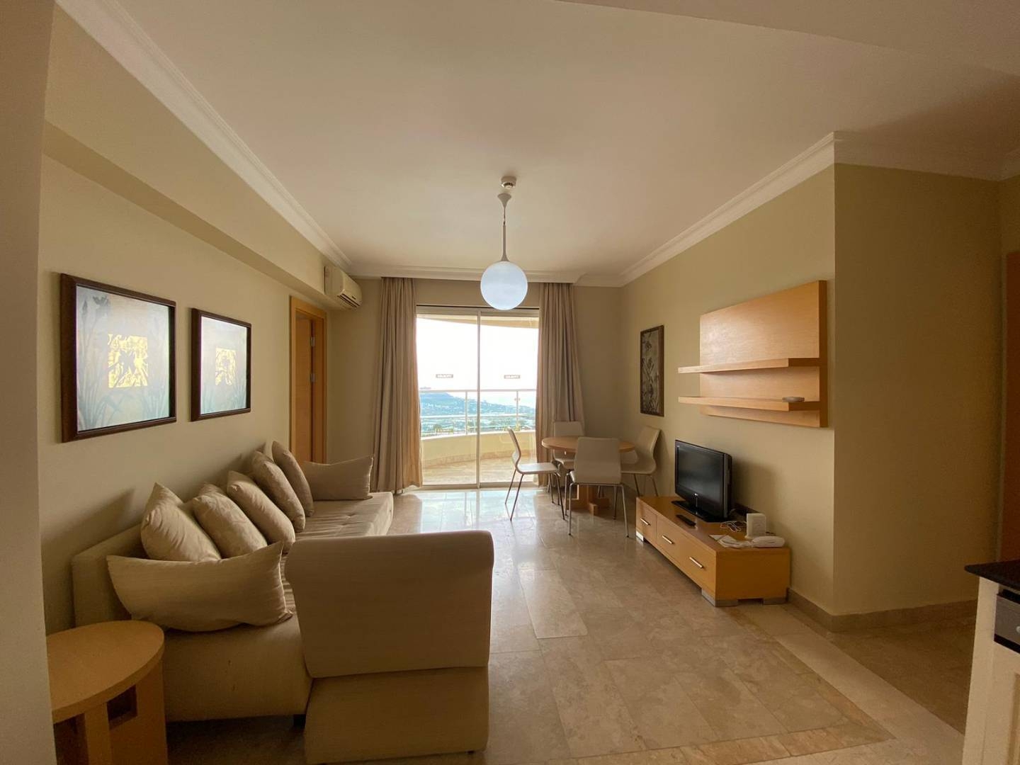 Alanya Kargıcak'ta Harika Tesiste, Ortak Havuzlu, Kiralık Suit