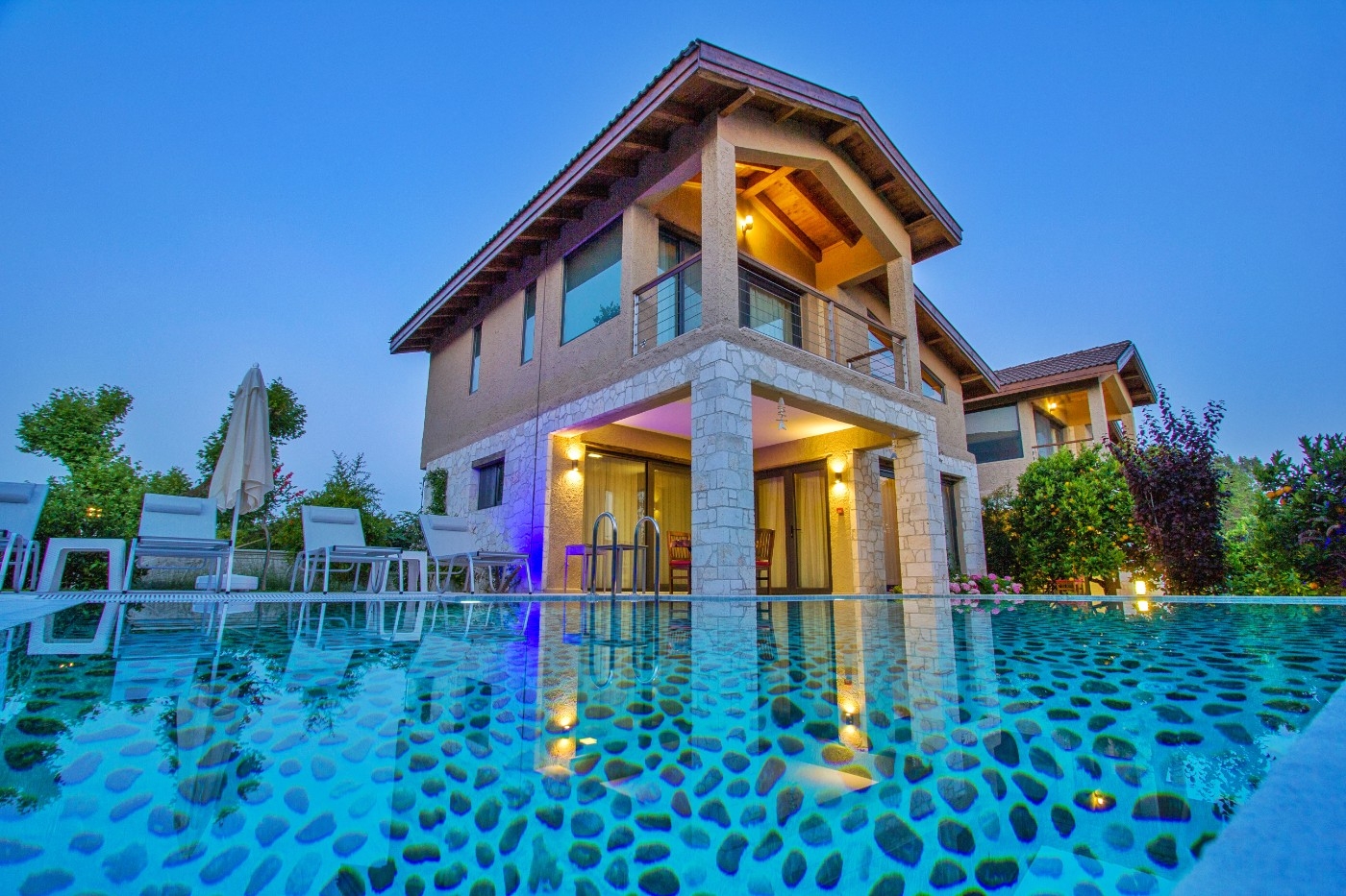 Fethiye'de Portakal Ağaçlarının Arasında, Özel Havuzlu, Şık Villa