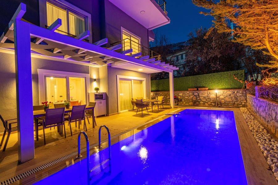 Fethiye Ölüdeniz'de Doğa Manzaralı, Özel Havuzlu, Konforlu Villa-26365