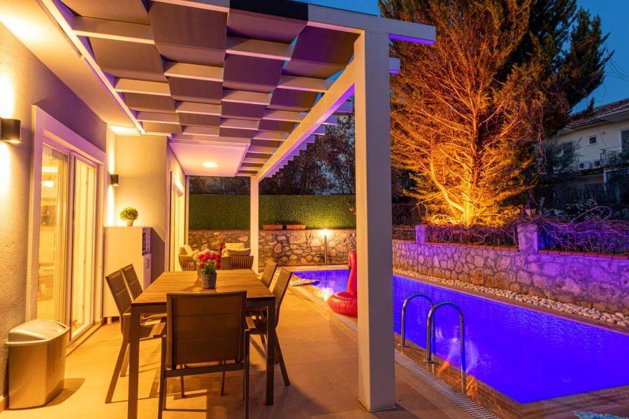 Fethiye Ölüdeniz'de Doğa Manzaralı, Özel Havuzlu, Konforlu Villa-26365