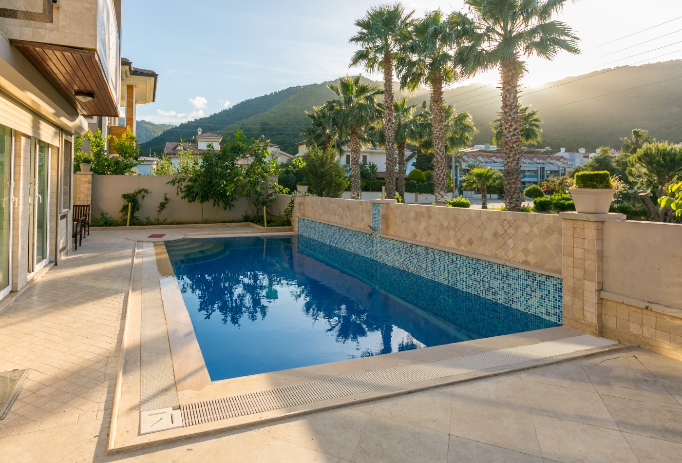 Muğla Marmaris'te Enfes Doğa İçerisinde, Özel Havuzlu, Modern Villa