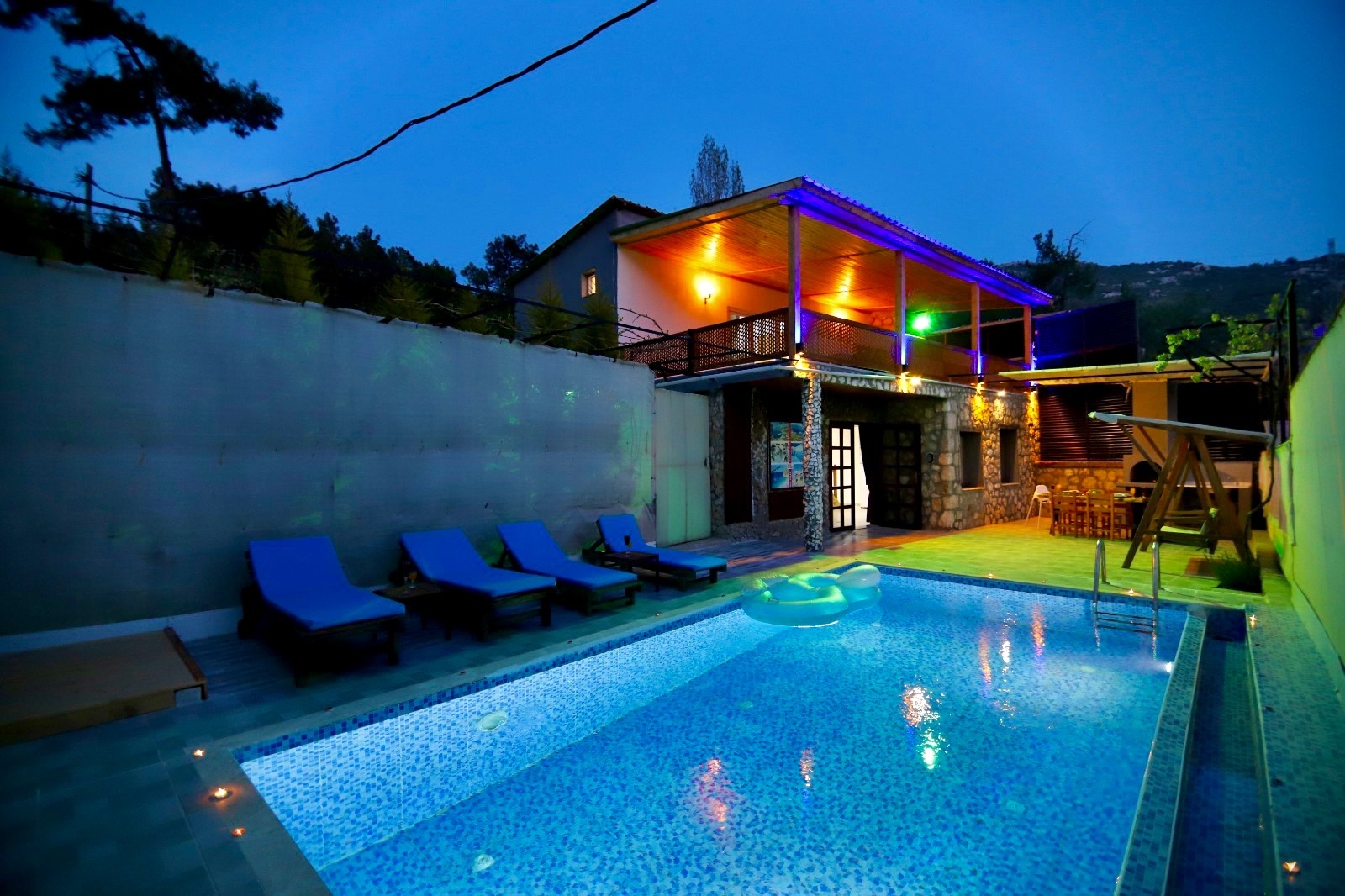 Kaş İslamlar'da Doğa İçerisinde, Özel Havuzlu, Jakuzili Villa