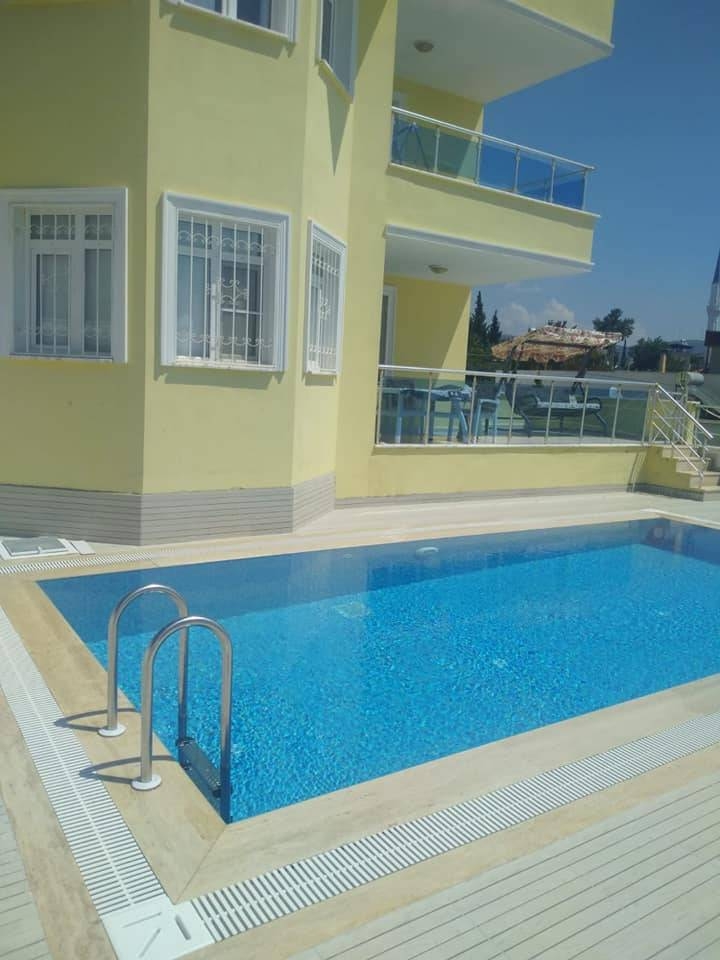 Didim Denizköy'de Mükemmel Deniz Manzaralı, Özel Havuzlu, Şık Villa