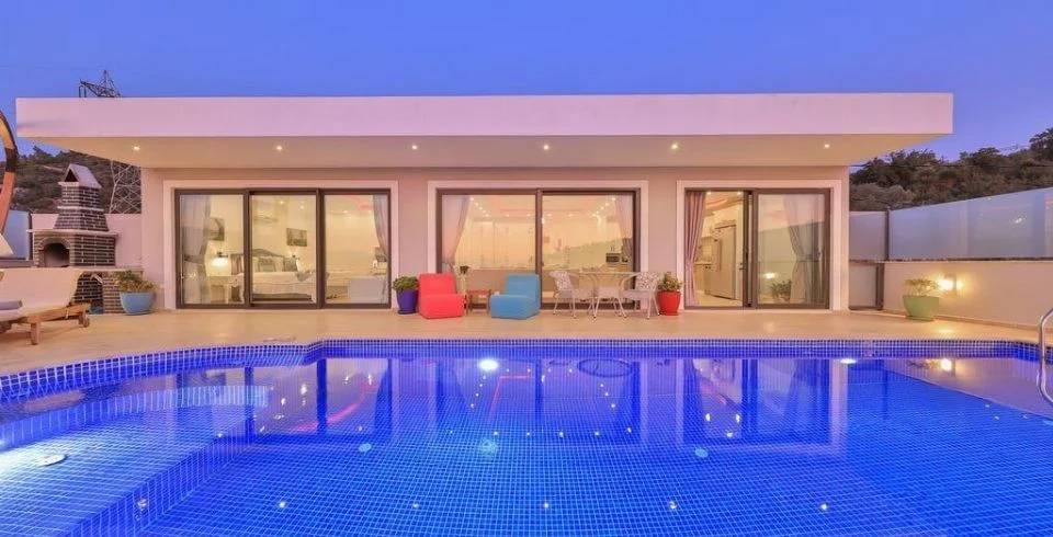 Kaş İslamlar'da Gözlerden Uzak, Özel Havuzlu, Balayı Villası