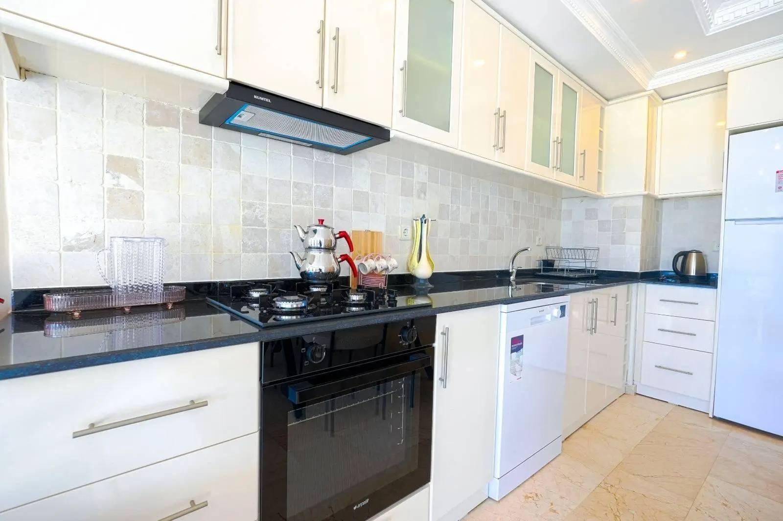 Alanya Bektaş'ta Sakin Konumda, Ortak Havuzlu, Lüks Suite-43406